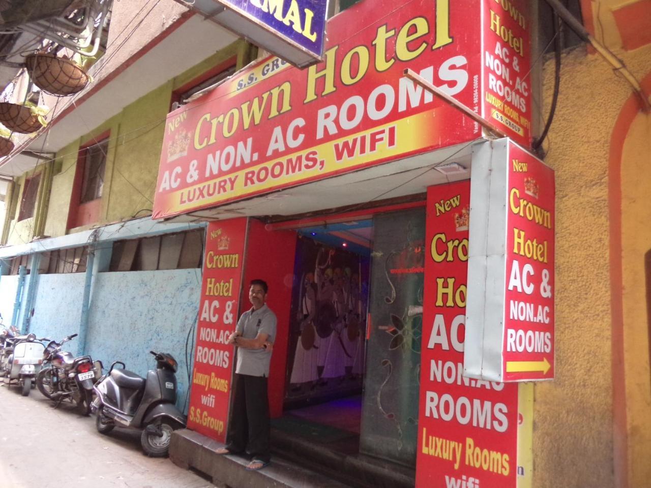 New Crown Hotel إندور المظهر الخارجي الصورة