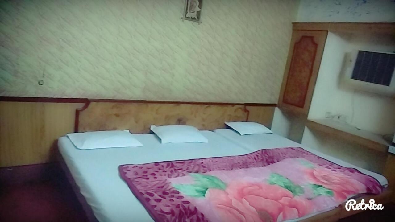 New Crown Hotel إندور المظهر الخارجي الصورة